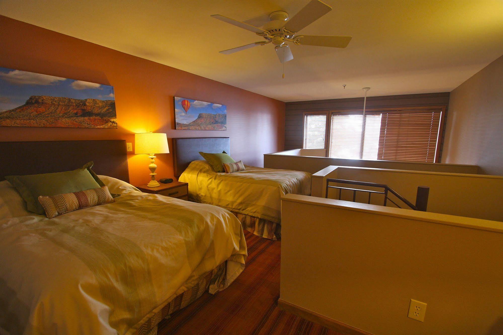 เดอะ วิลเลจ แอท สตีมโบ๊ต Hotel สตีมโบทสปริงส์ ภายนอก รูปภาพ
